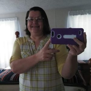 Meet your Posher, Leah